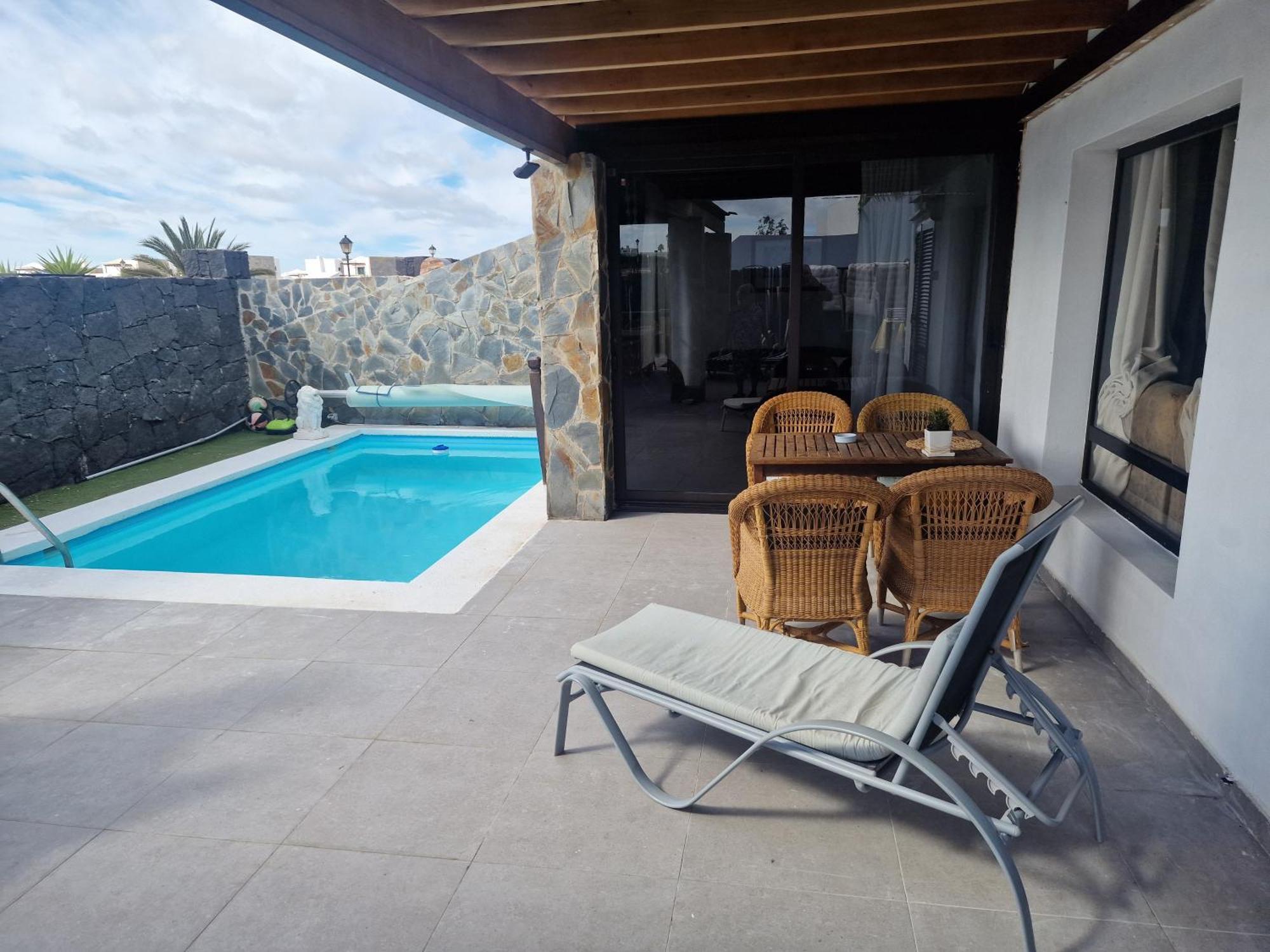 Villa Martha Casa Principal Anexa Плайя-Бланка Екстер'єр фото